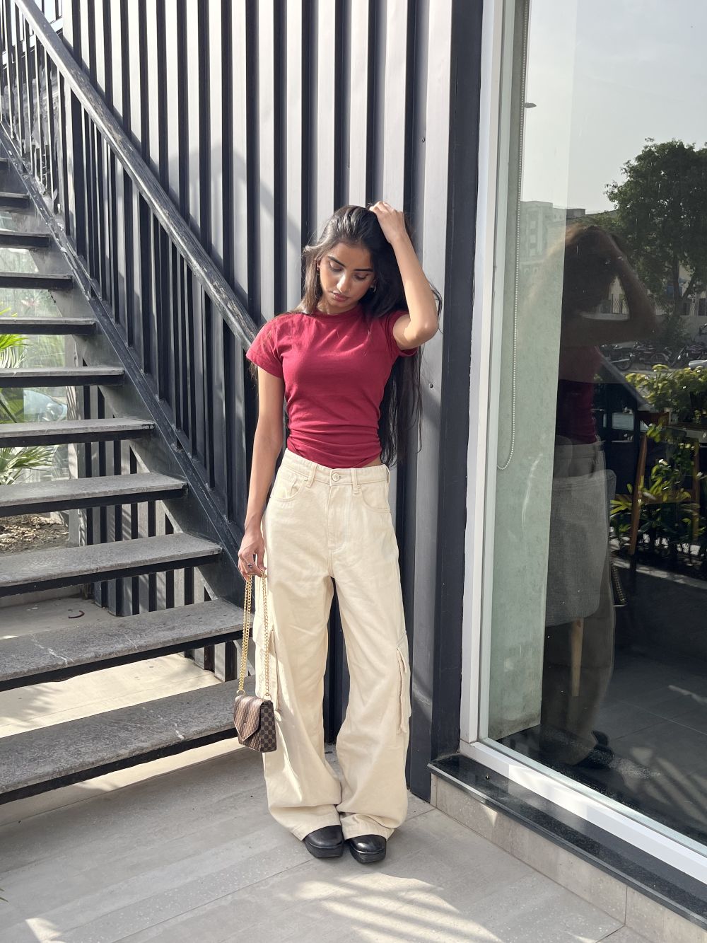 Women's Skater Cargo Jeans in Beige | Women's Denim Utility Cargo Jeans Equipped with 2 Pockets