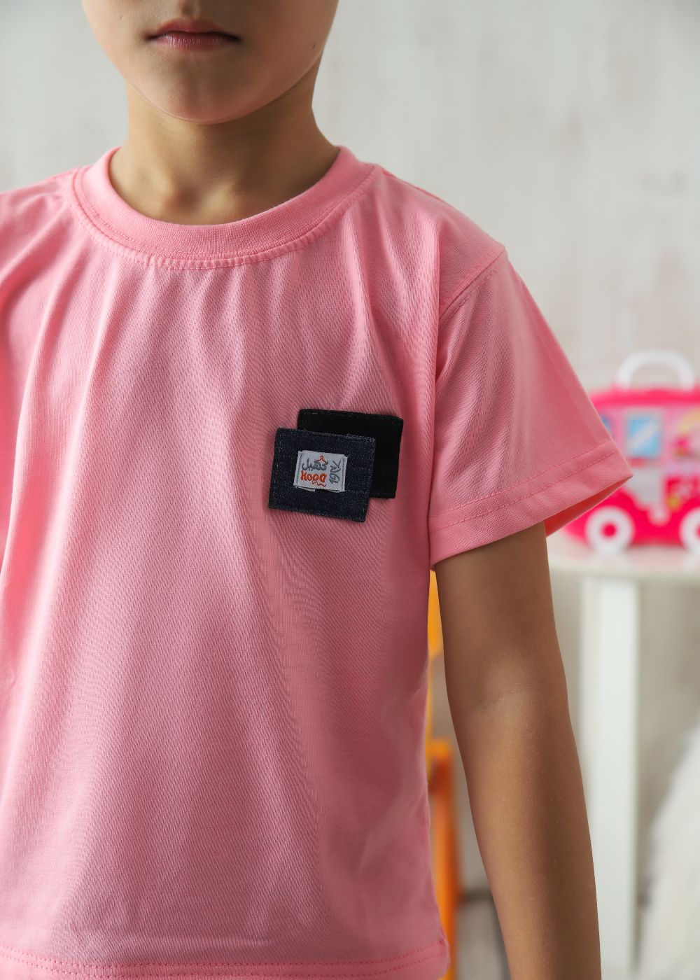 Boys' candy pink crew neck T-shirt with short sleeves