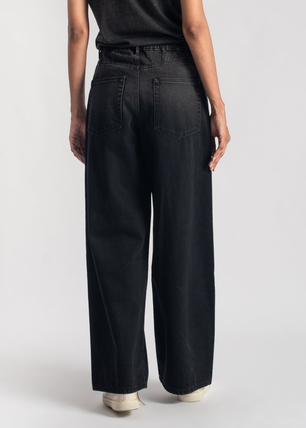 Basic Black Skater Jeans Women