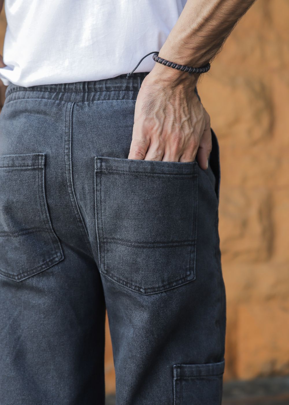 Men’s Relaxed Fit Charcoal Black Jogger Jeans with Drawstring Waist and Washed Denim Finish