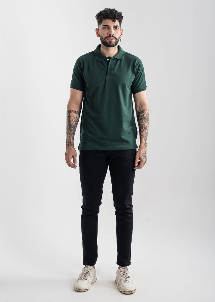 Men's regular fit dark green polo shirt with classic collar