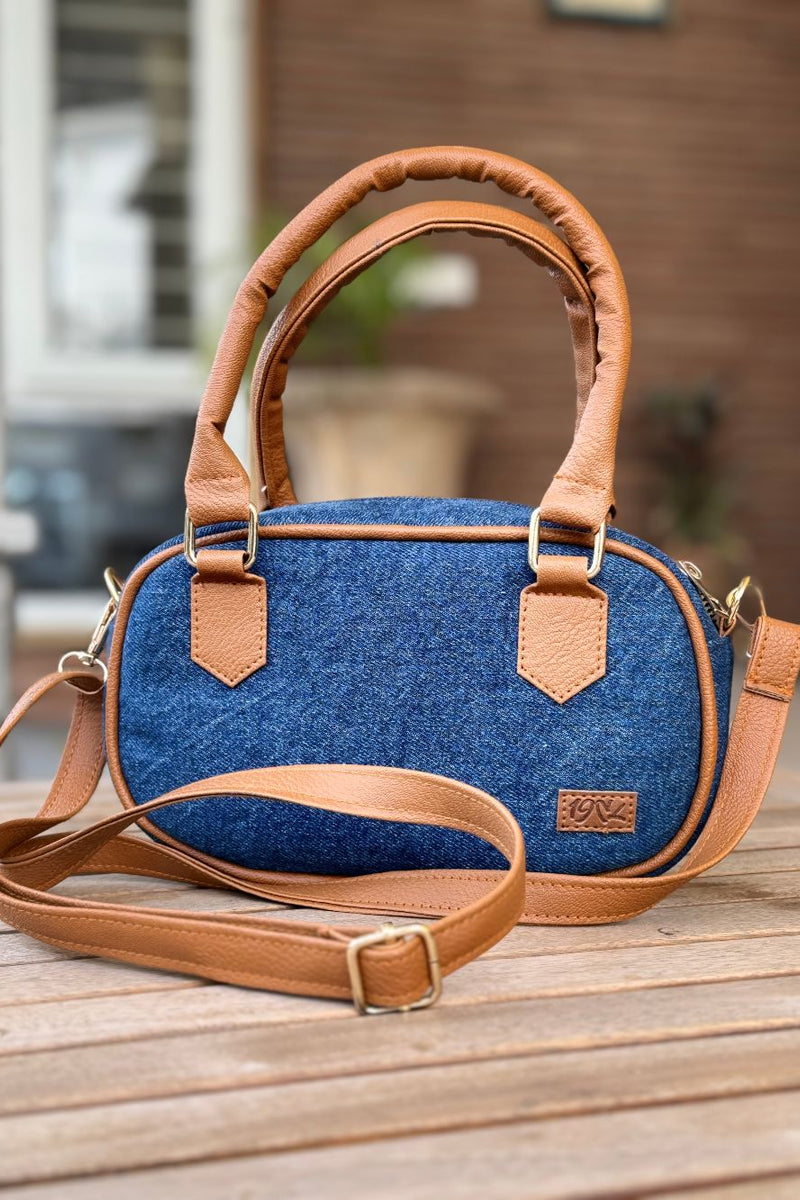 1947 Cross Body Bag