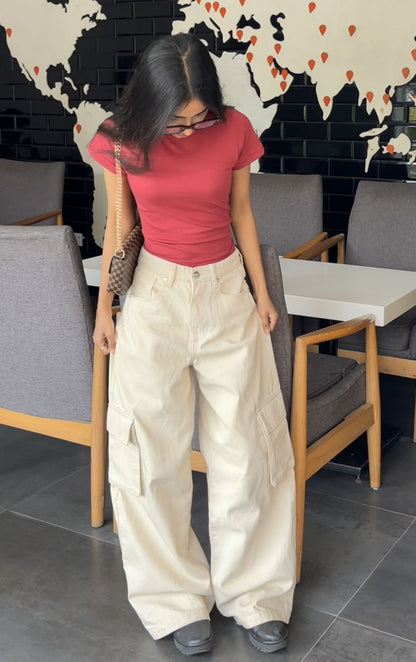 Women's Skater Cargo Jeans in Beige | Women's Denim Utility Cargo Jeans Equipped with 2 Pockets