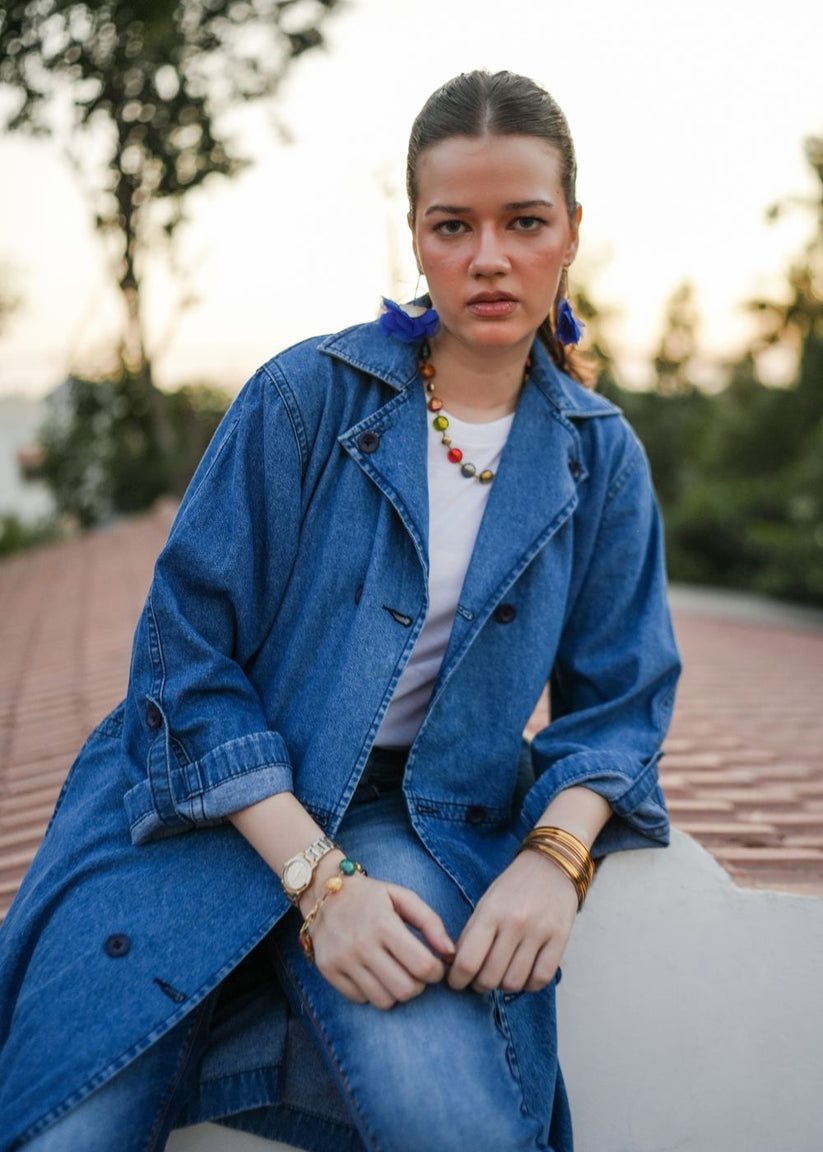 Women's Lapel Long Coat in Blue Crafted from High Quality Denim