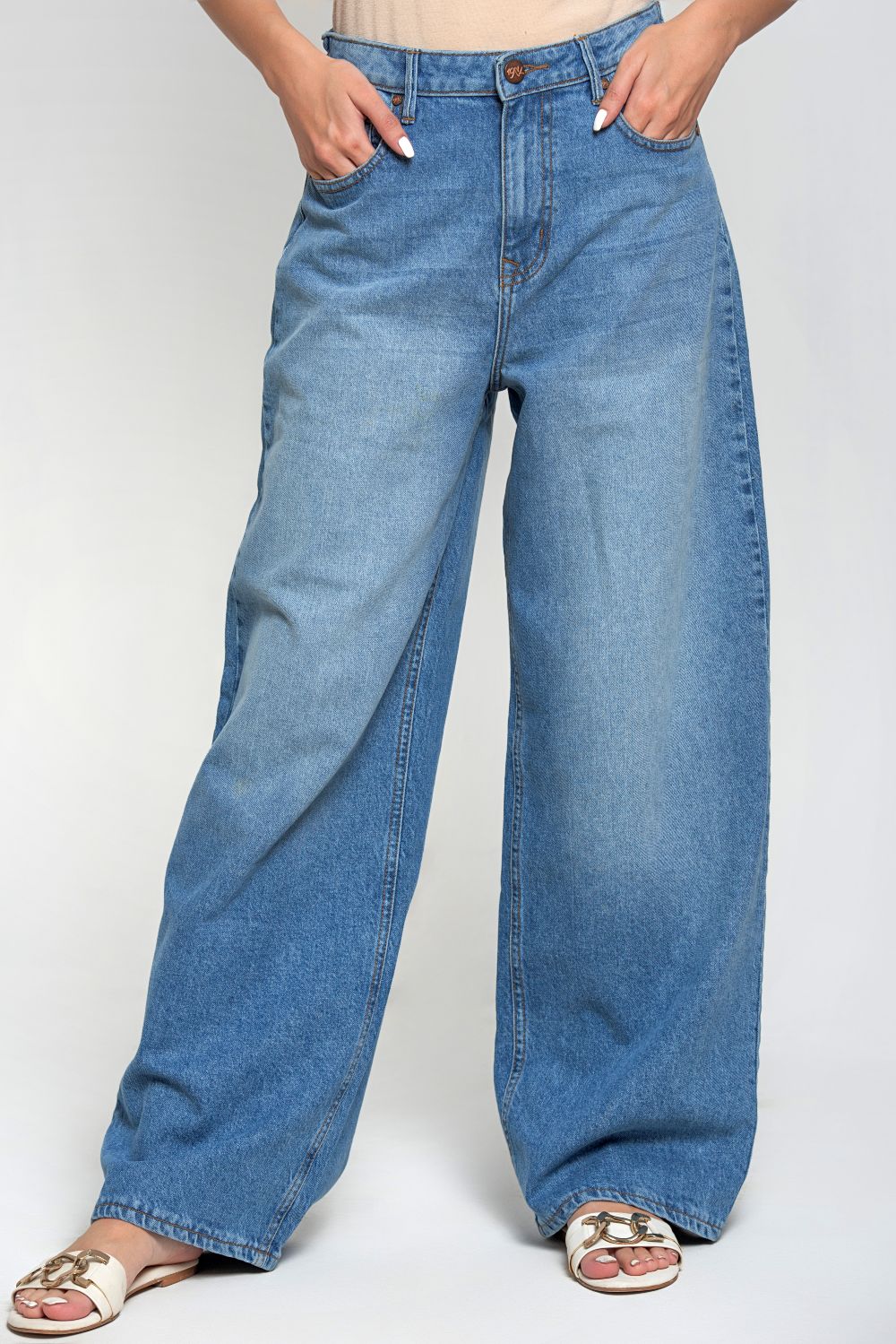Women's Skater Jeans in Blue with a Denim Washed Finish
