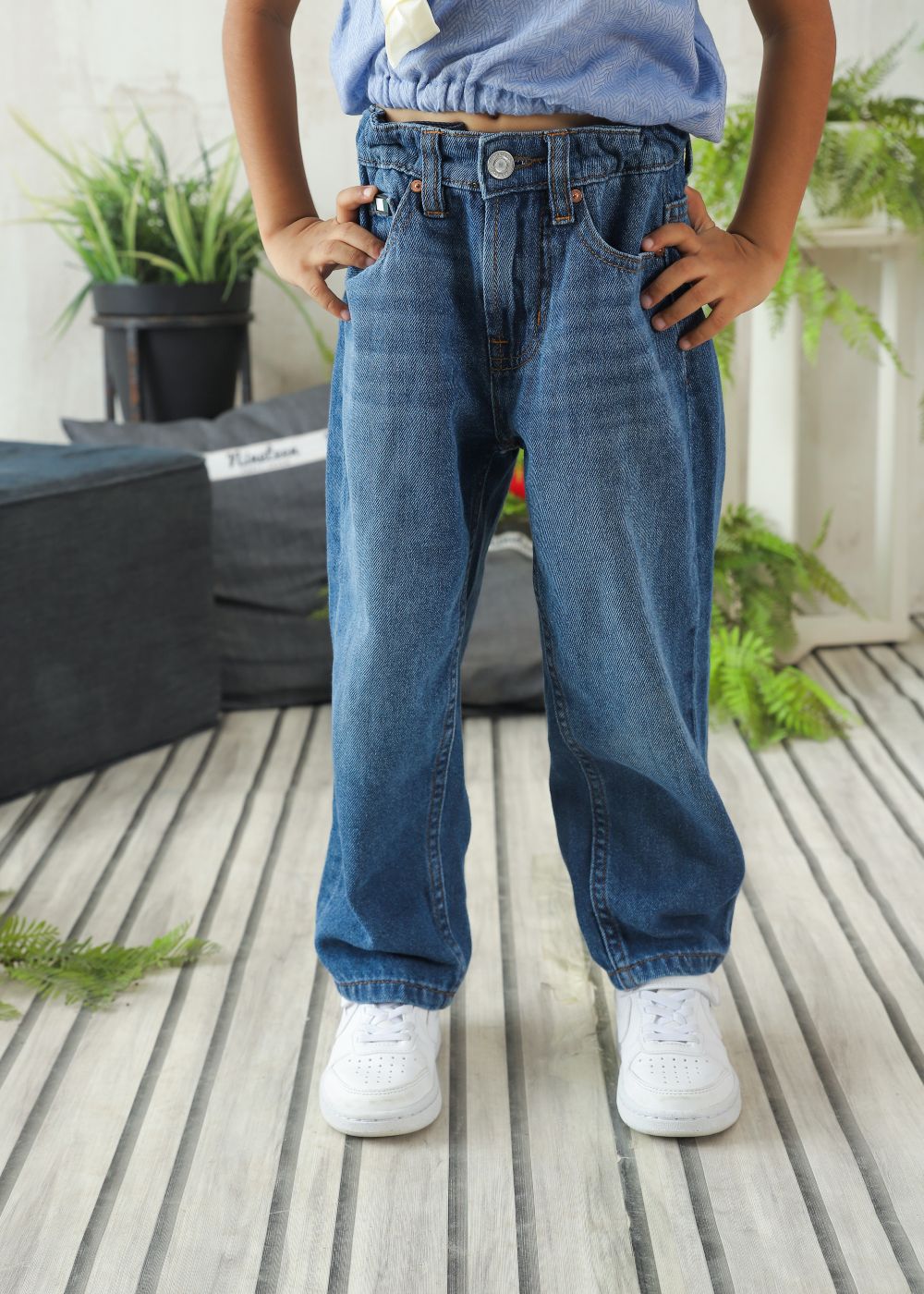 Girl's Straight Fit Jeans in Blue