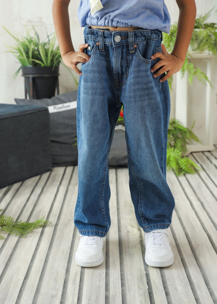 Girl's Straight Fit Jeans in Blue