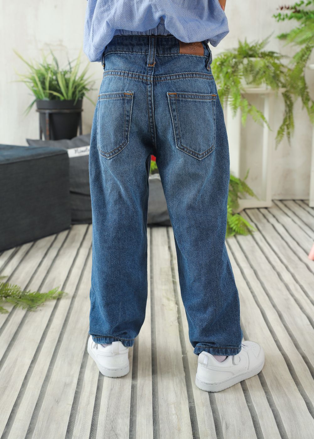 Girl's Straight Fit Jeans in Blue