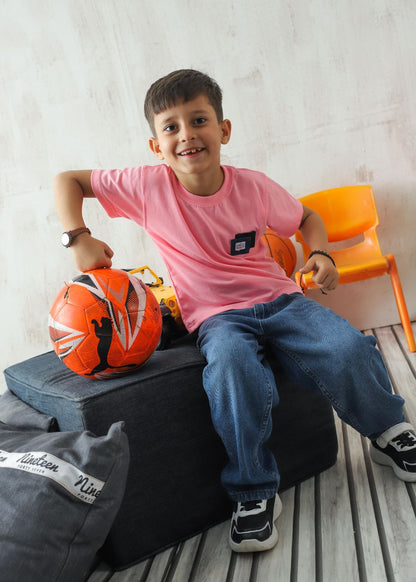 Boys' regular fit candy pink crew neck T-shirt with short sleeves