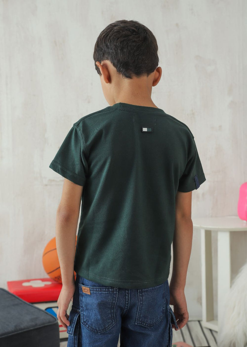 Boys' regular fit emerald green crew neck T-shirt with short sleeves