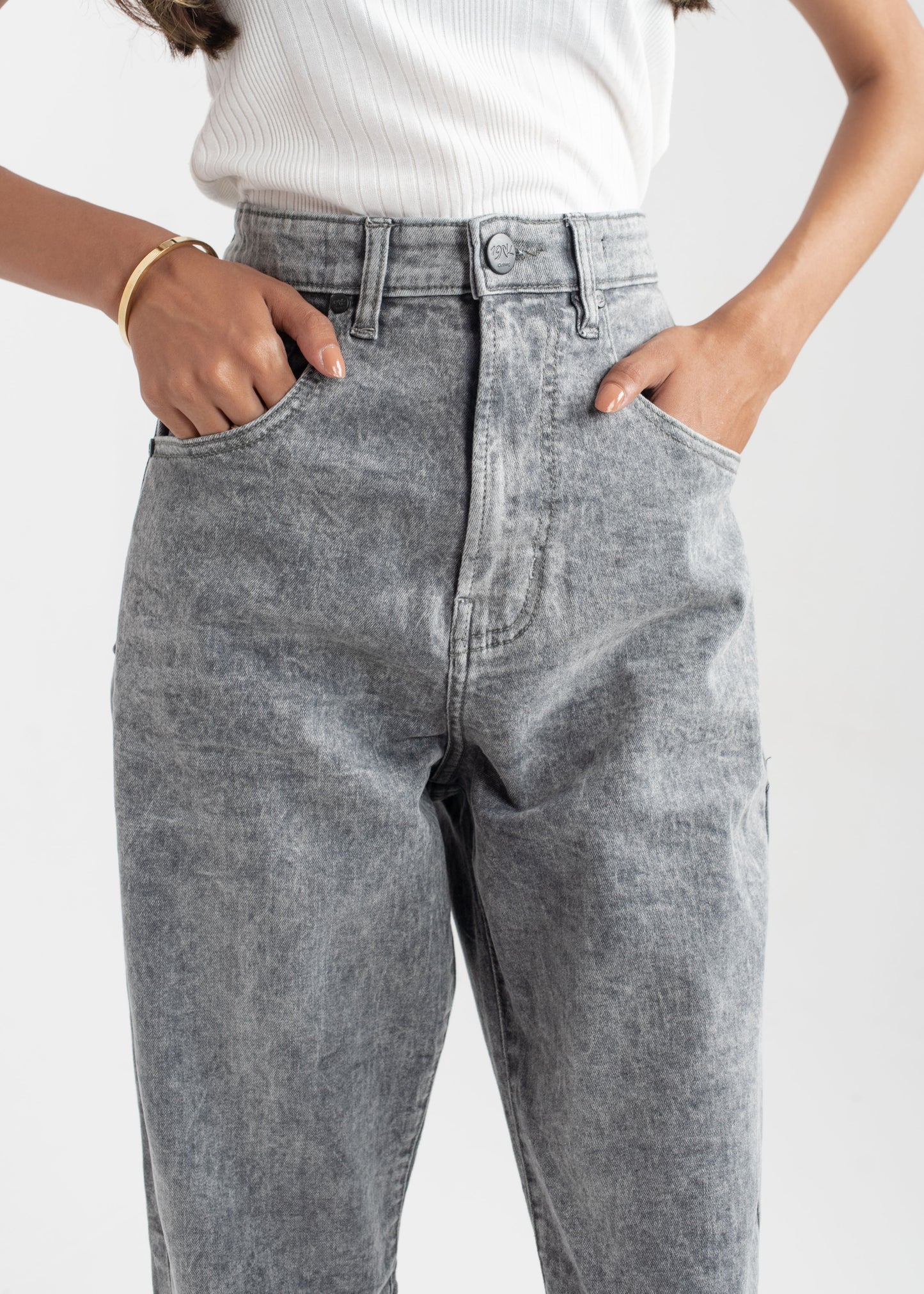 Grey Balloon Cropped Jeans