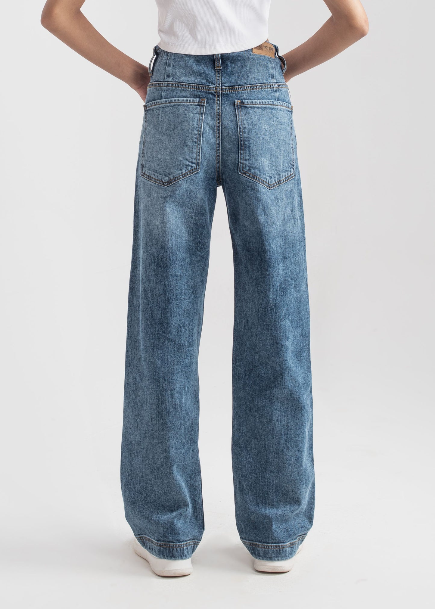 Wide Leg button jeans (Dark Blue)