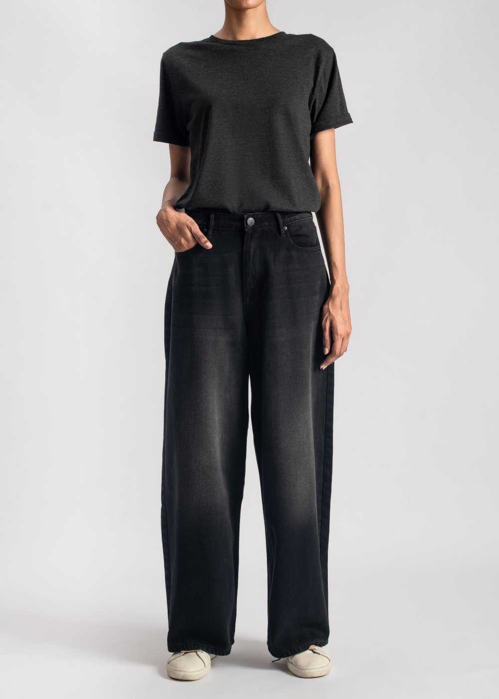 Basic Black Skater Jeans Women