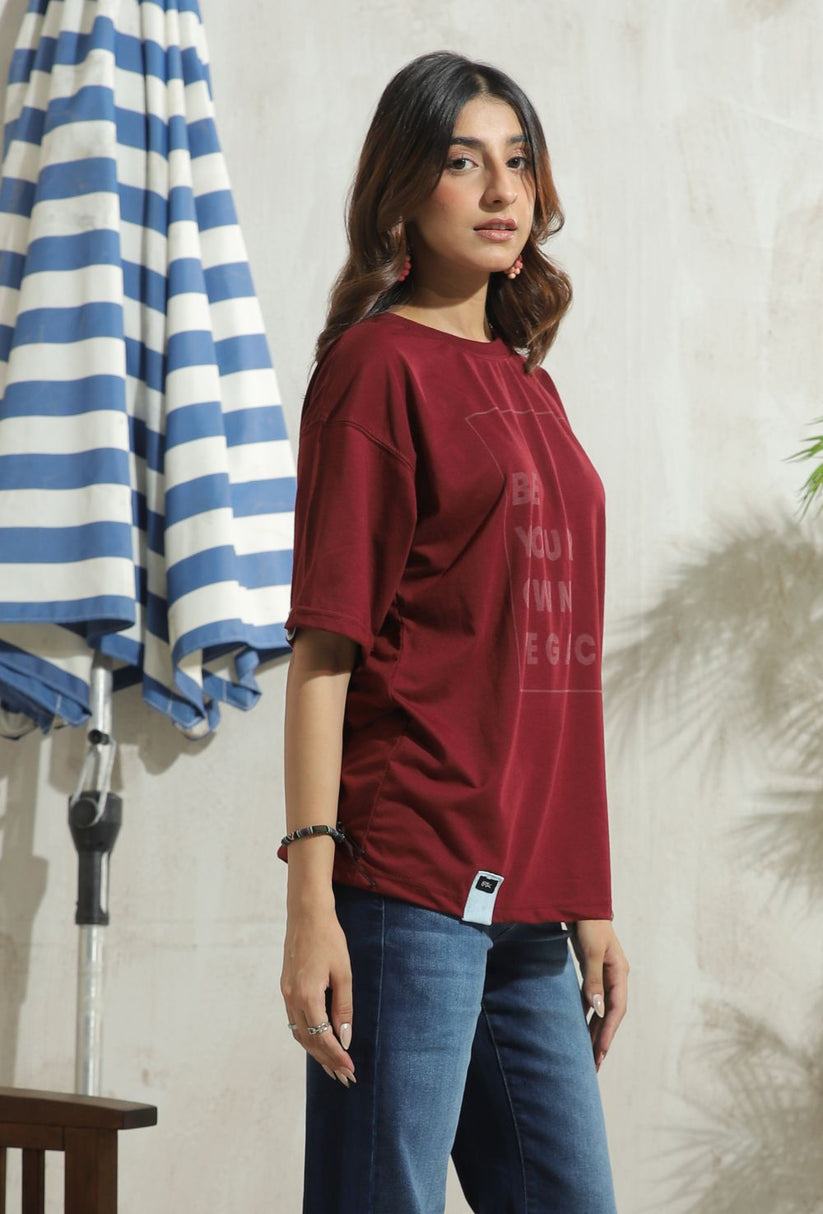 Women's Graphic Drop Shoulder Tshirt in Maroon
