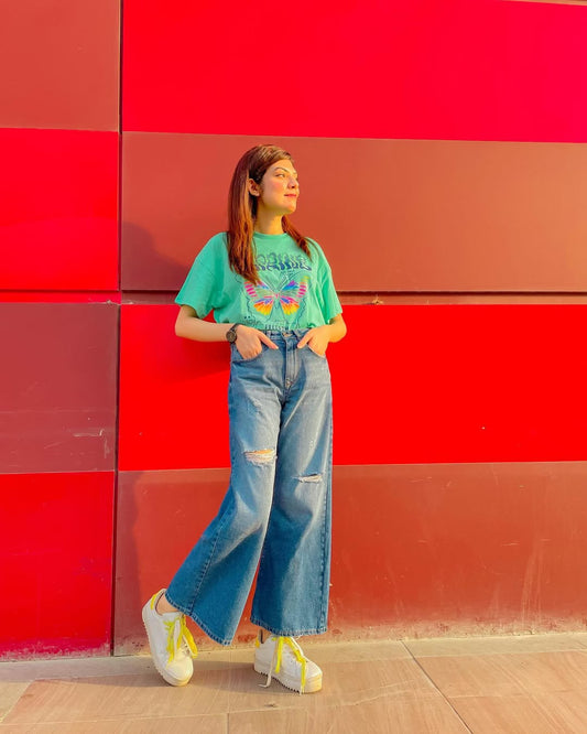 High-Waisted Women's Ripped Flare Jeans in Blue with a Straight-Style