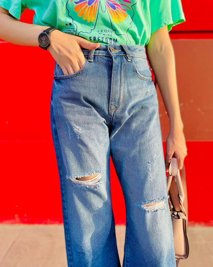 High-Waisted Women's Ripped Flare Jeans in Blue with a Straight-Style