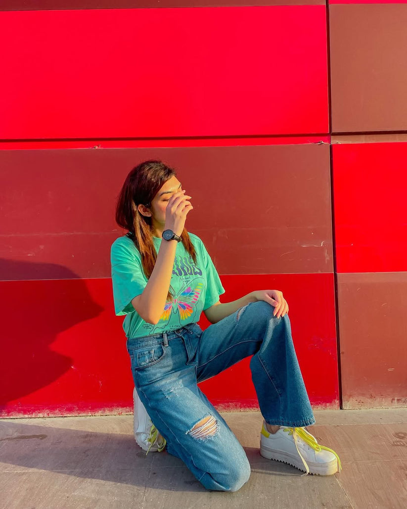 High-Waisted Women's Ripped Flare Jeans in Blue with a Straight-Style
