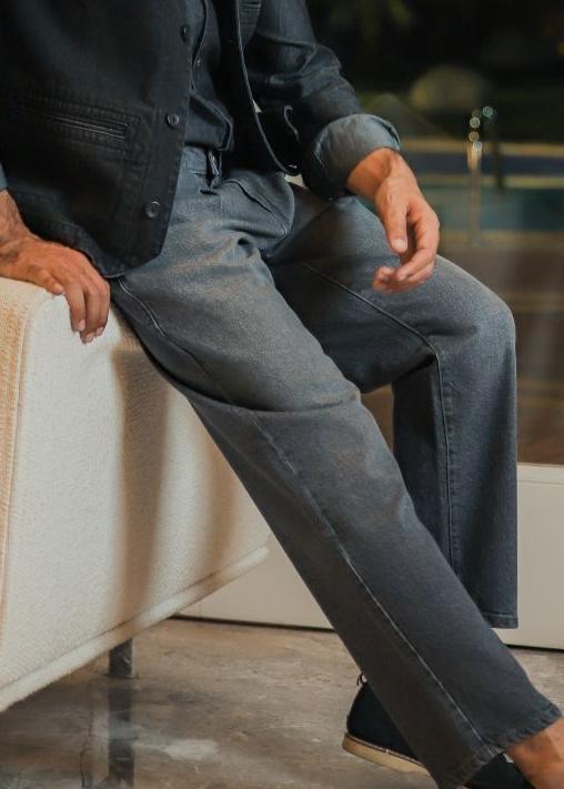 Grey pleated relaxed jeans men loose fit soft fabric tailored smart casual look