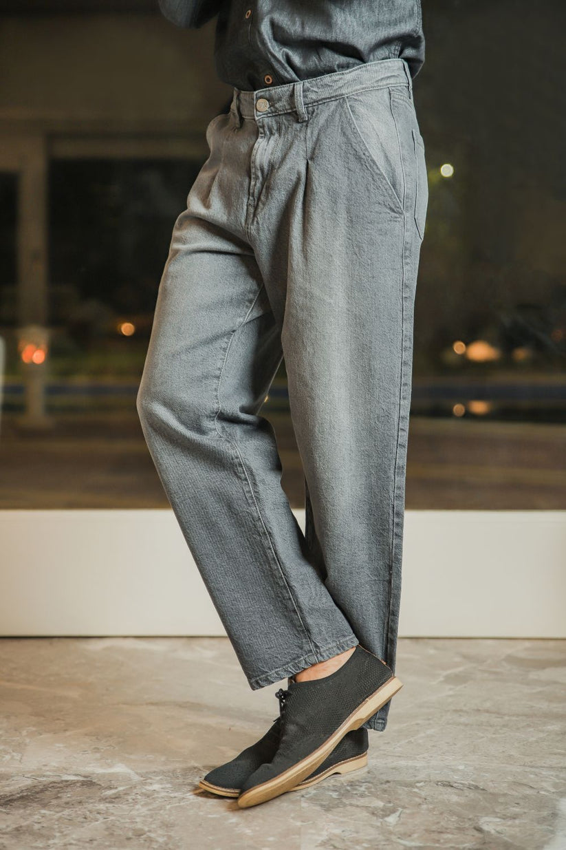Grey pleated relaxed jeans men loose fit soft fabric tailored smart casual look