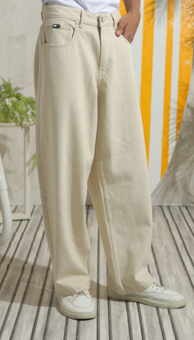 Men’s straight fit beige jeans with minimal design