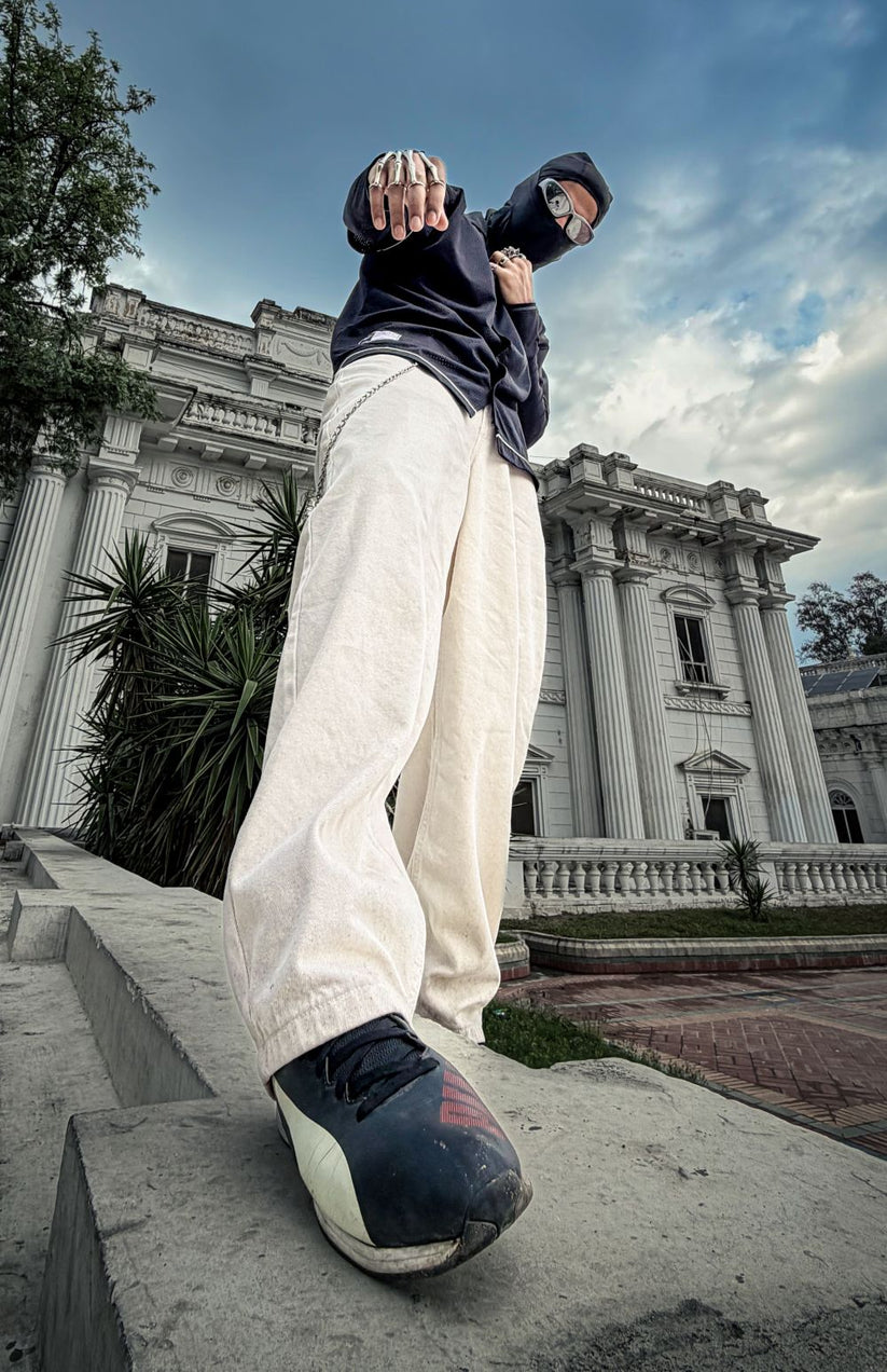 Men’s straight fit beige jeans with minimal design