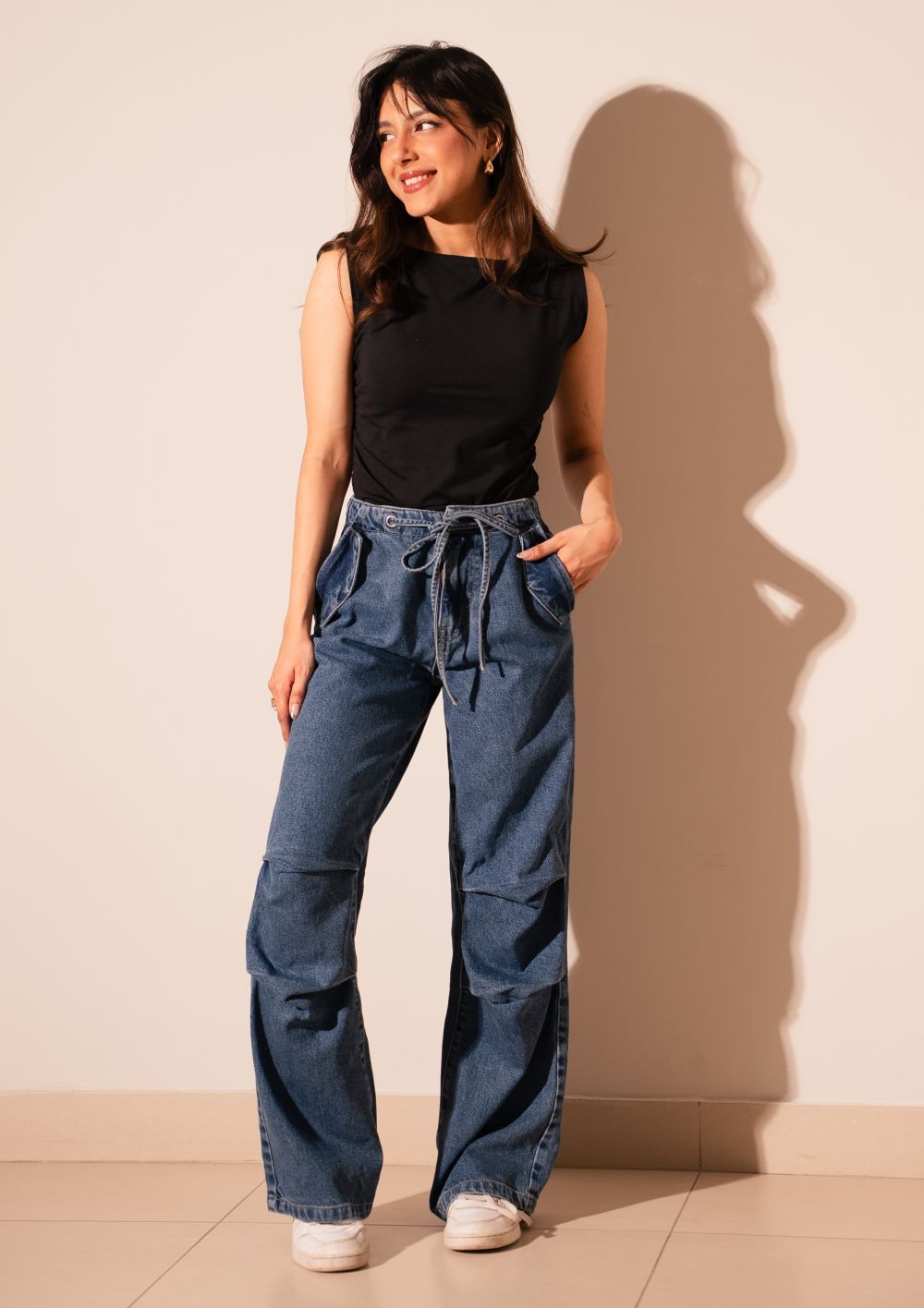 Women's Pleated Jeans in Dark Blue