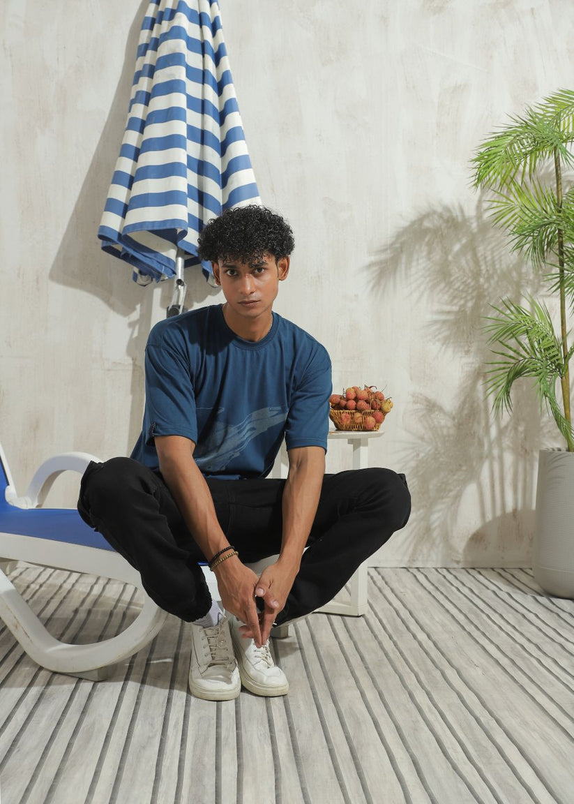 Men's oversized blue graphic t-shirt with drop shoulder fit 