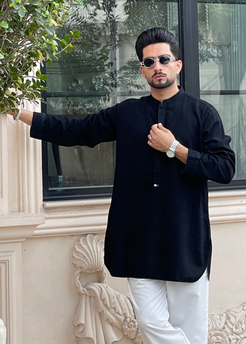 Men's regular fit black short kurta with button placket and classic long-sleeve design