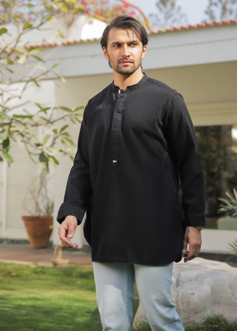 Men's regular fit black short kurta with button placket and classic long-sleeve design