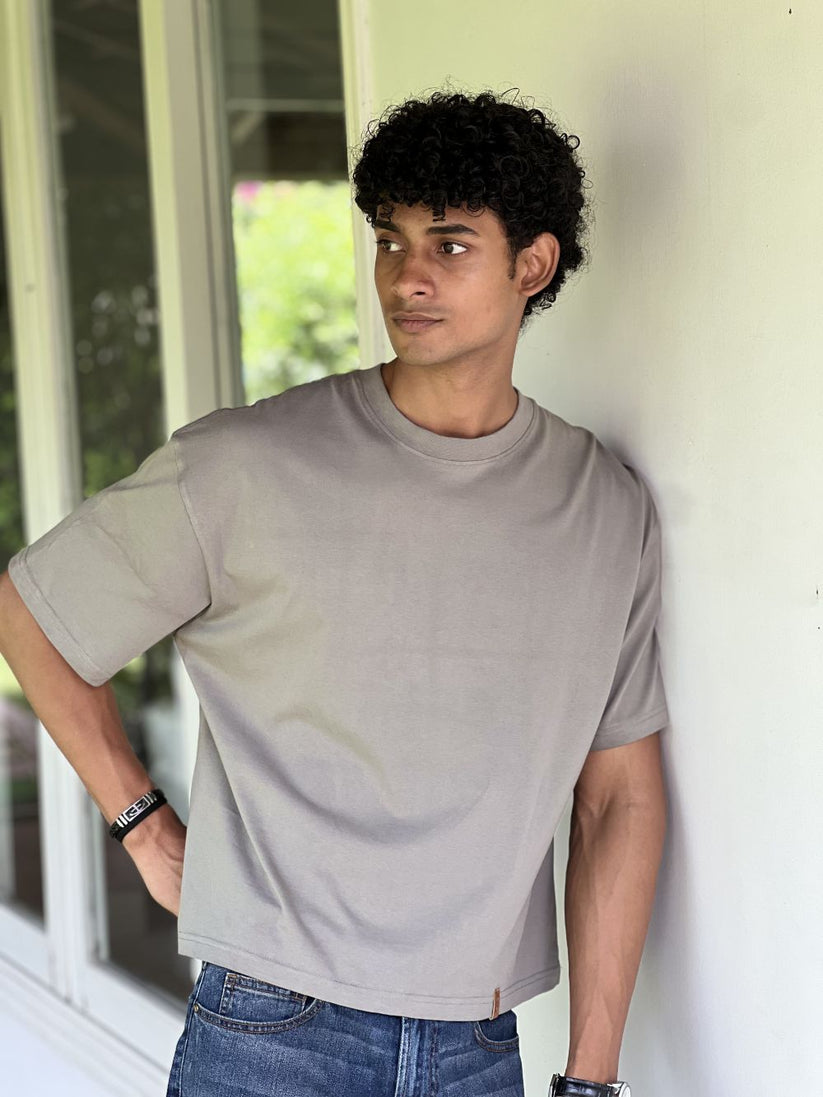 Men's regular fit grey cotton t-shirt with clean basic look