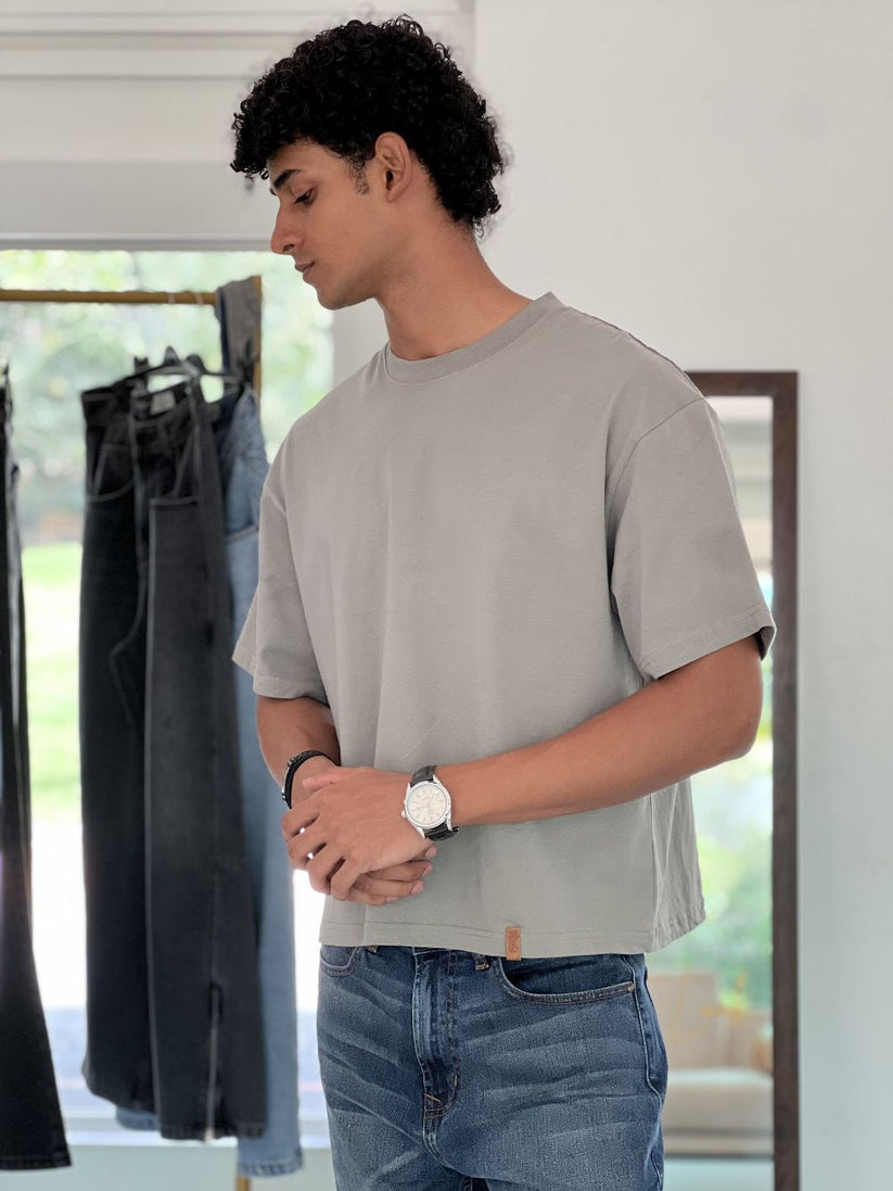 Men's regular fit grey cotton t-shirt with clean basic look