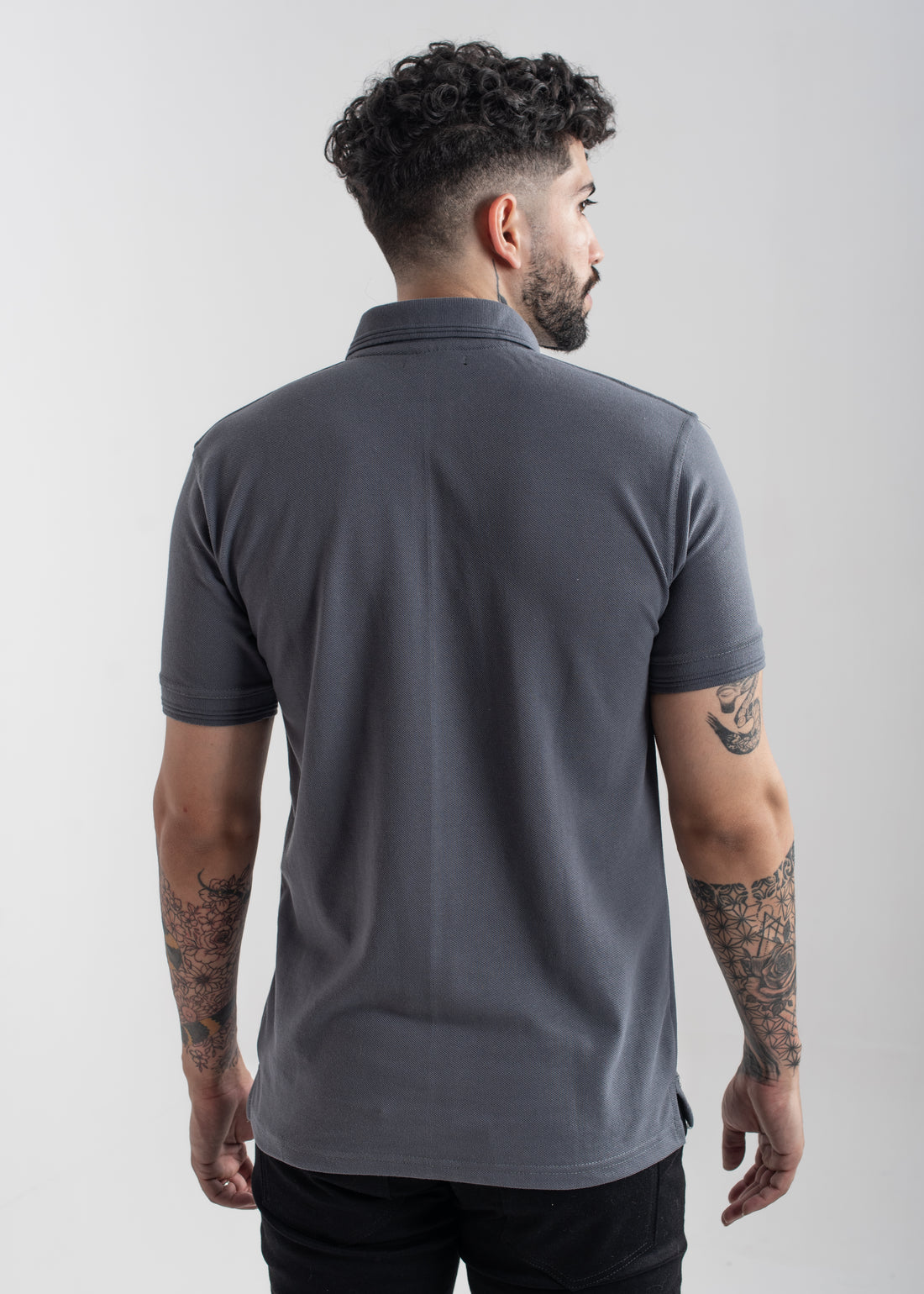 Men's regular fit grey polo shirt with classic collar