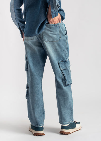 Men’s relaxed fit blue cargo pants with three utility pockets