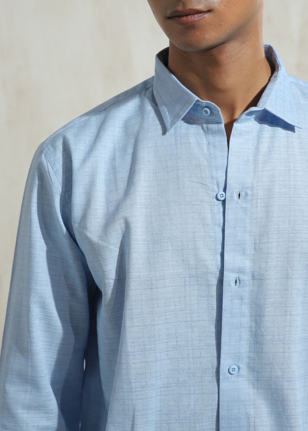 Men's sky blue casual shirt with regular fit and clean summer style
