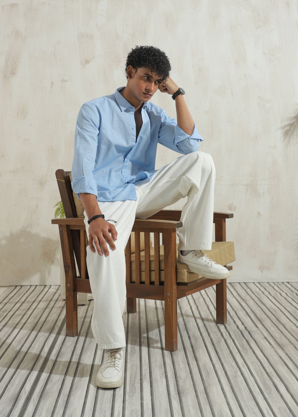 Men's sky blue casual shirt with regular fit and clean summer style