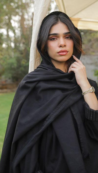 Women's Stole in Black