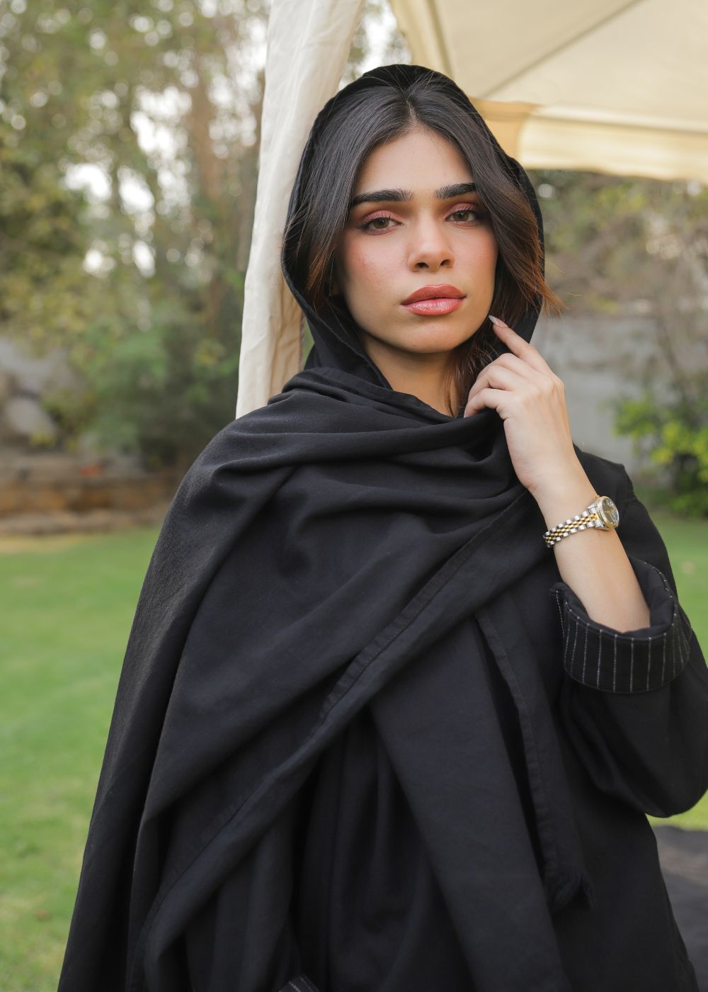 Women's Stole in Black