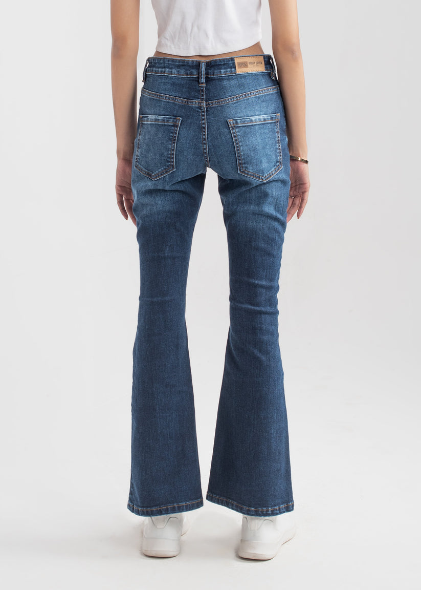 Mid-Rise Women's Bootcut Jeans in Blue