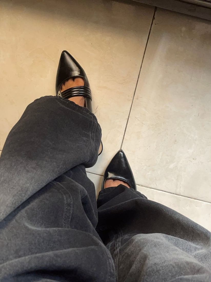 Women's Baggy Barrel Fit Jeans in Black