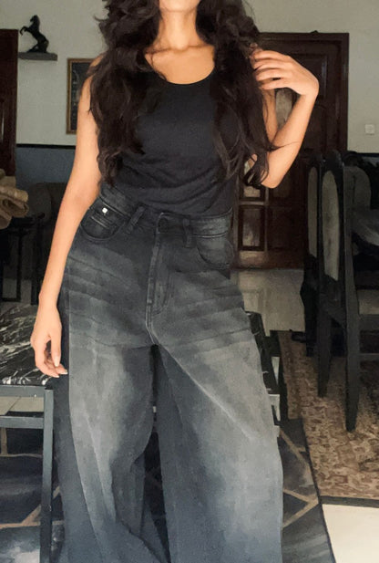 Women's Baggy Barrel Fit Jeans in Black