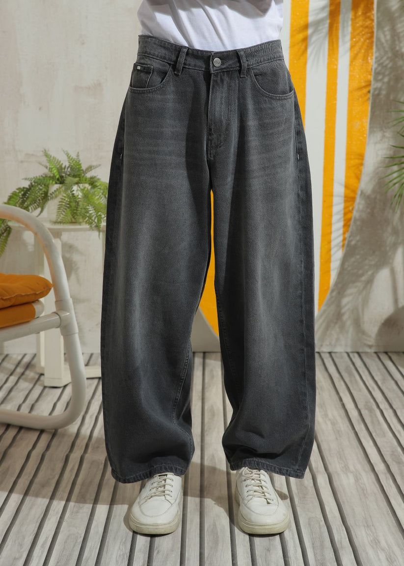 Men’s relaxed fit charcoal grey wide leg jeans with minimal detailing