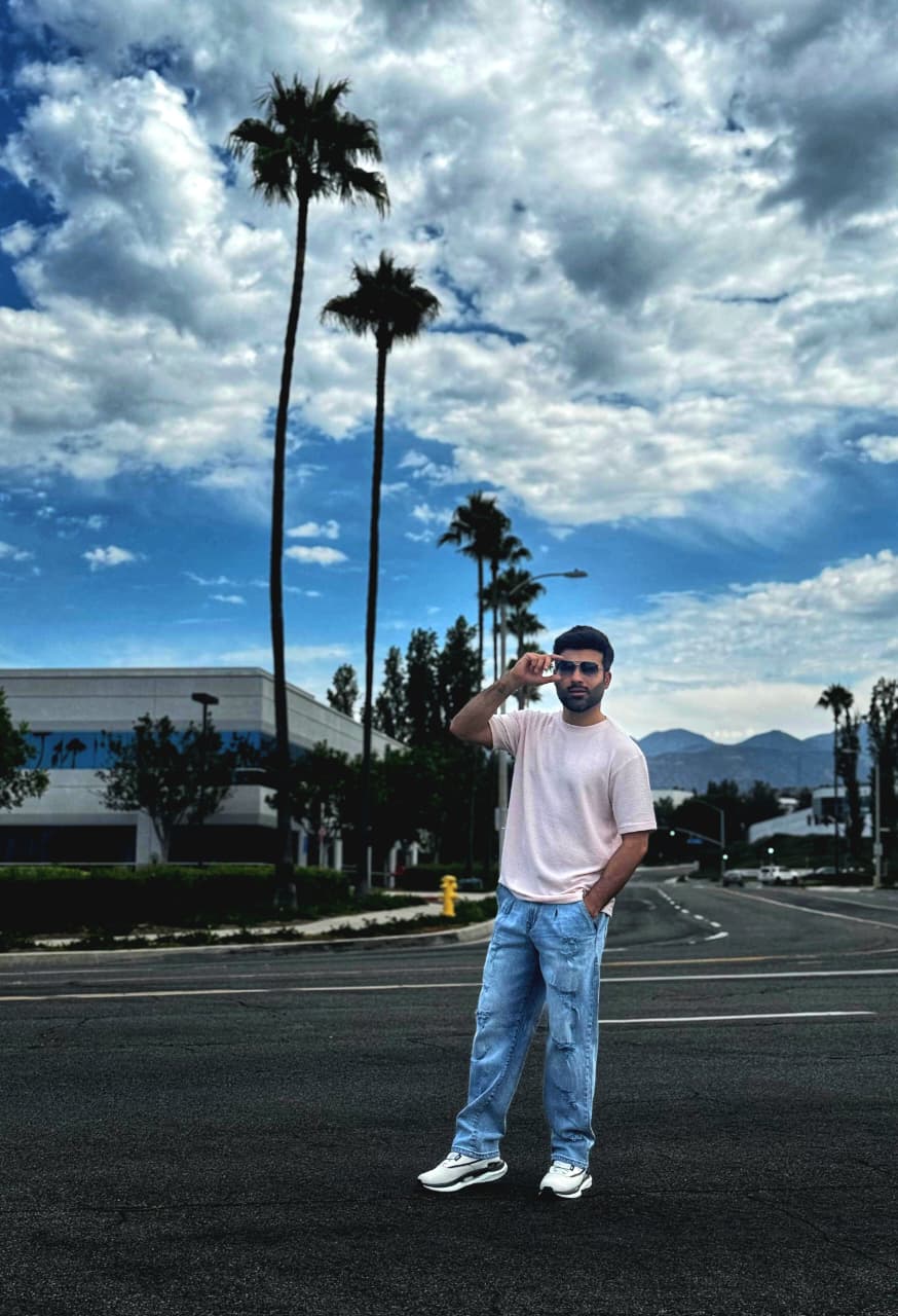 Ripped & Repair Blue Jeans –For Him