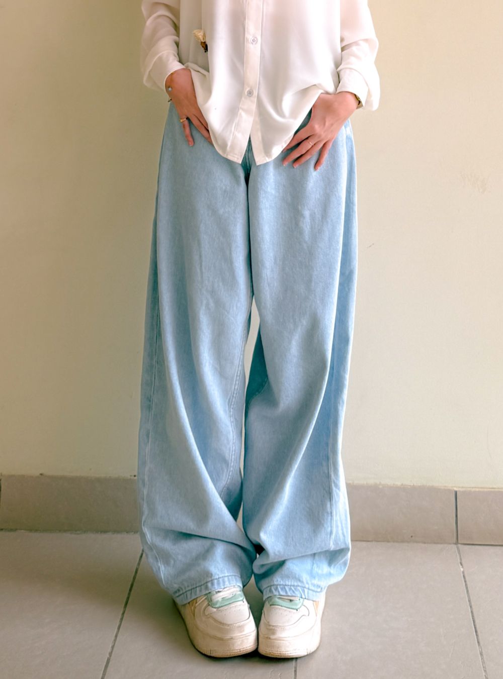 Women's Rogue Jeans in Ice Blue