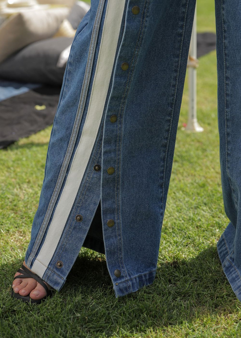 Women's Striato Flare Jeans in Mid Blue with Open Button Style