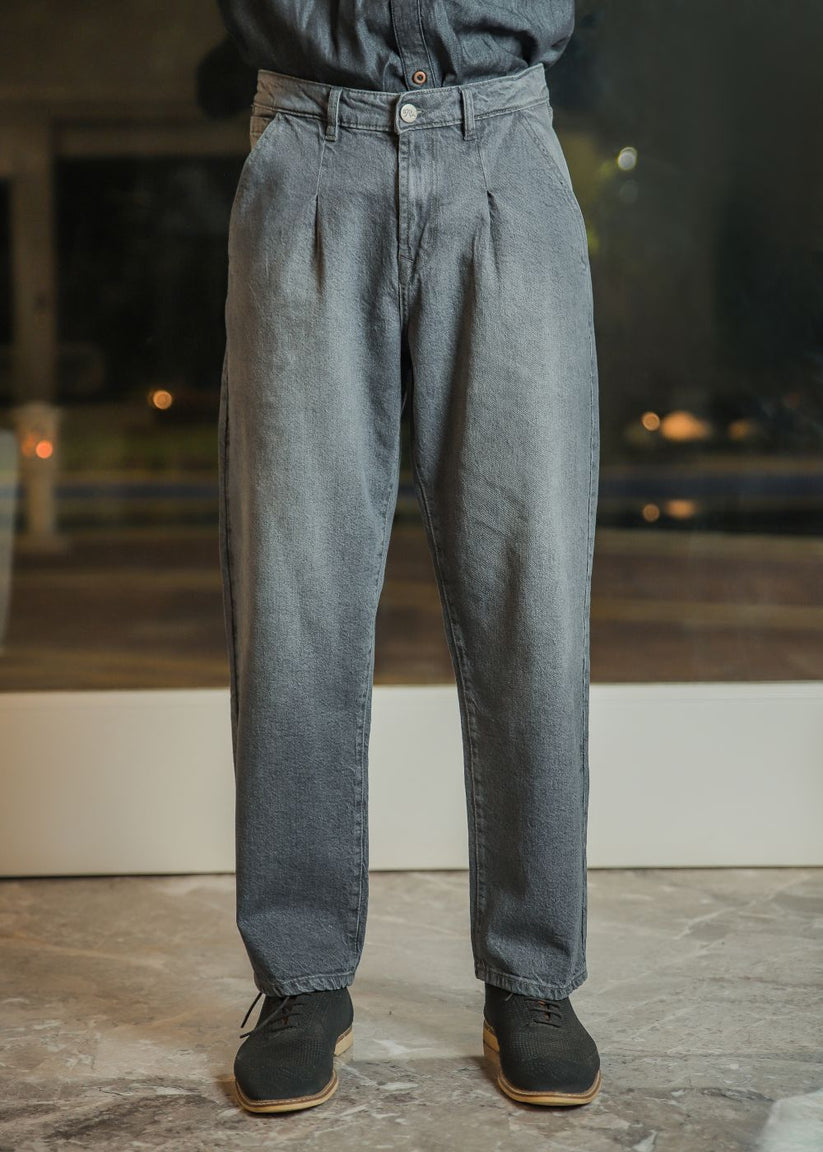 Grey pleated relaxed jeans men loose fit soft fabric tailored smart casual look