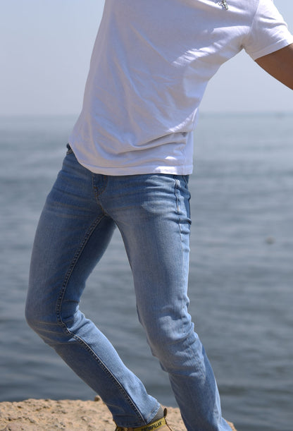 Light Blue Bruno Jeans slim fit light blue denim with faded wash for rugged outdoor styling