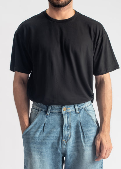 Men's basic black crew neck t-shirt with classic fit