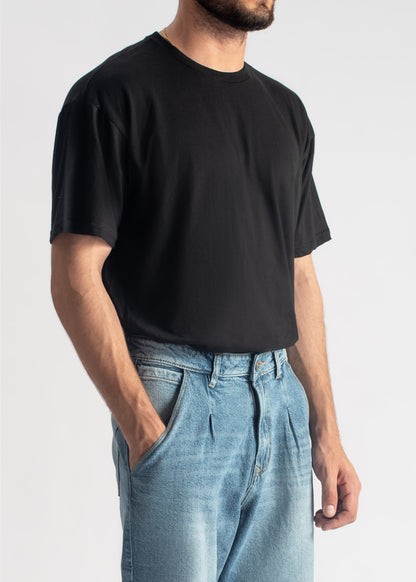 Men's basic black crew neck t-shirt with classic fit