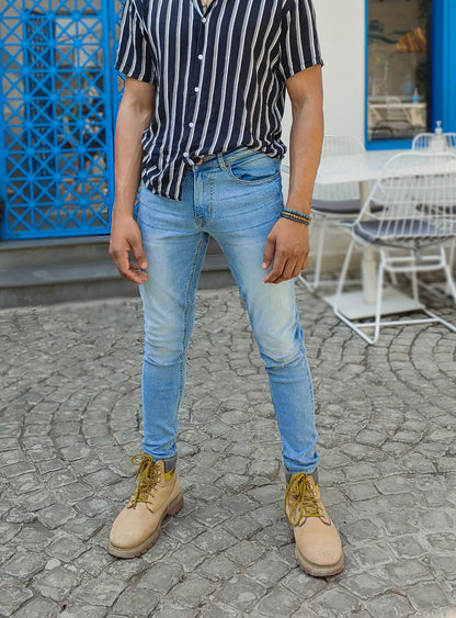 Men’s light blue skinny fit jeans with stretch denim and tapered leg design