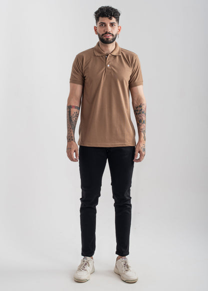 Men's regular fit fawn polo shirt with classic collar